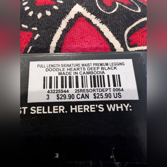 Torrid Full Length Premium Signa ture Leggings Black With Red Hearts 3x& 4x NWT - Picture 7 of 10
